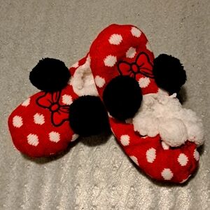 💥💥 NWOT - Minnie Mouse Womens Slippers Size S (shoe size 5 - 6 )